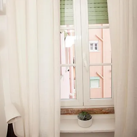 Appartamento Ola ! Central Lightning Quiet View Garden 10mn Airport *