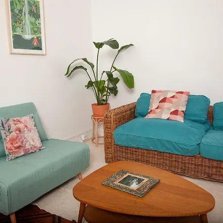 Ola ! Central Lightning Quiet View Garden 10mn Airport *