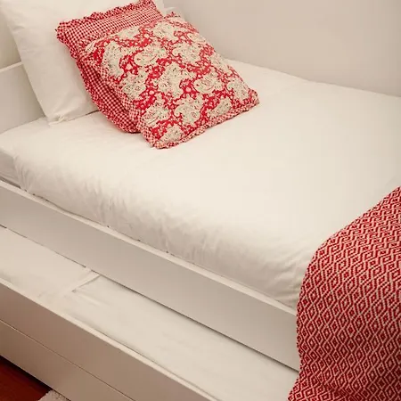 Apartamento Ola ! Central Lightning Quiet View Garden 10mn Airport Lisboa