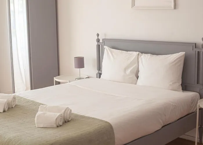 Ola ! Central Lightning Quiet View Garden 10mn Airport * Lisboa